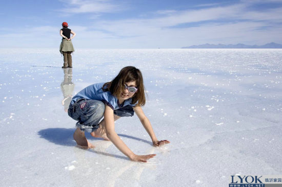 挖掘隐世秘景:玻利维亚寻找天空之镜_新浪湖