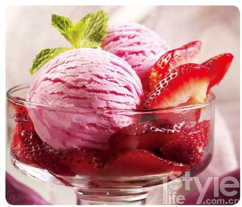 春季必吃--六种好吃易做草莓甜品推荐_美食频