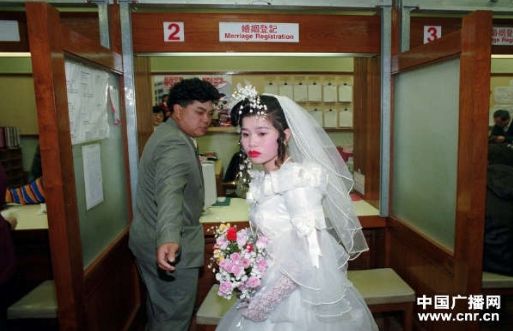 低价购买“越南新娘”现象 基于买卖的跨国婚姻