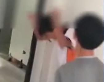 浙江一中学生厕所遭疯狂施暴 警方介入